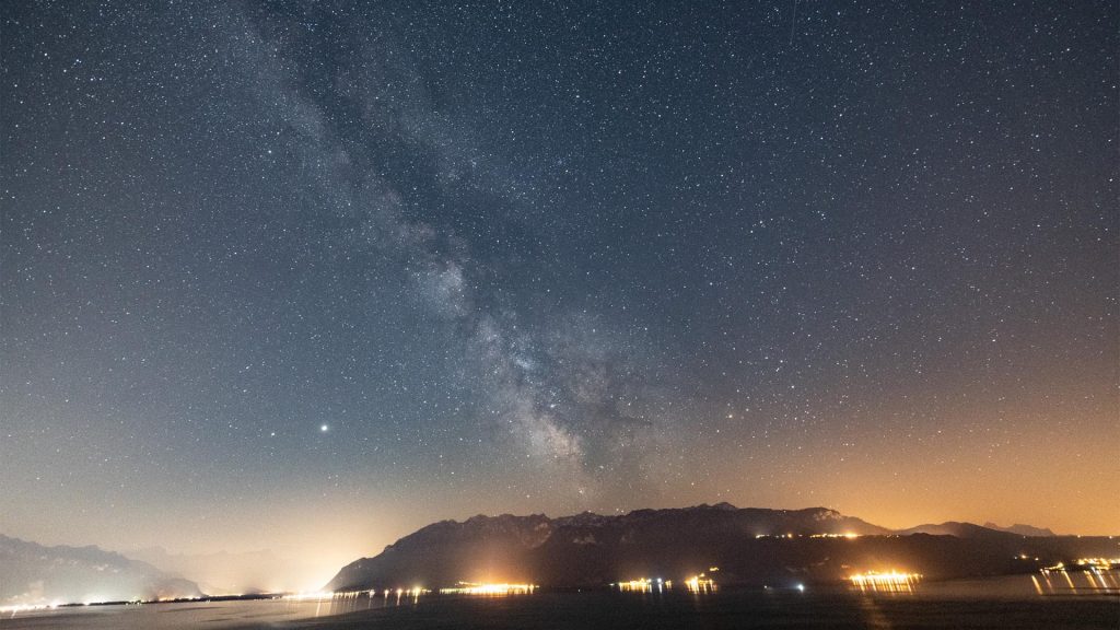 Milky Way over Rivaz, VD
